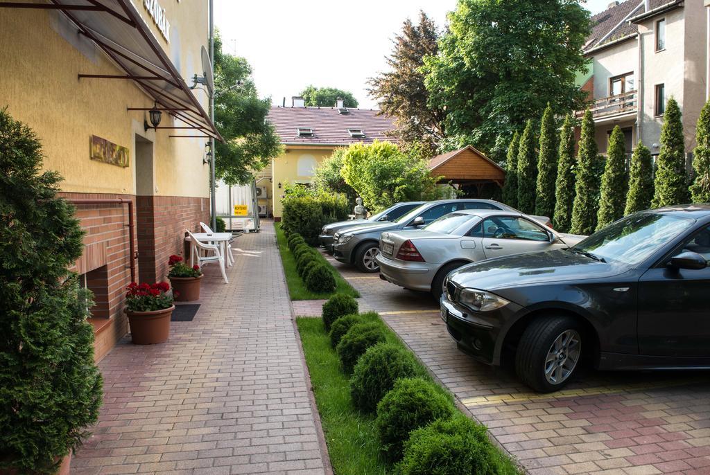 Bl Luxus Apartman Szegedin Exterior foto