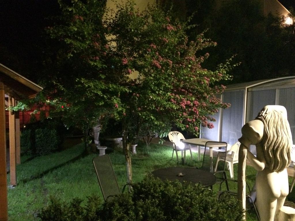 Bl Luxus Apartman Szegedin Exterior foto