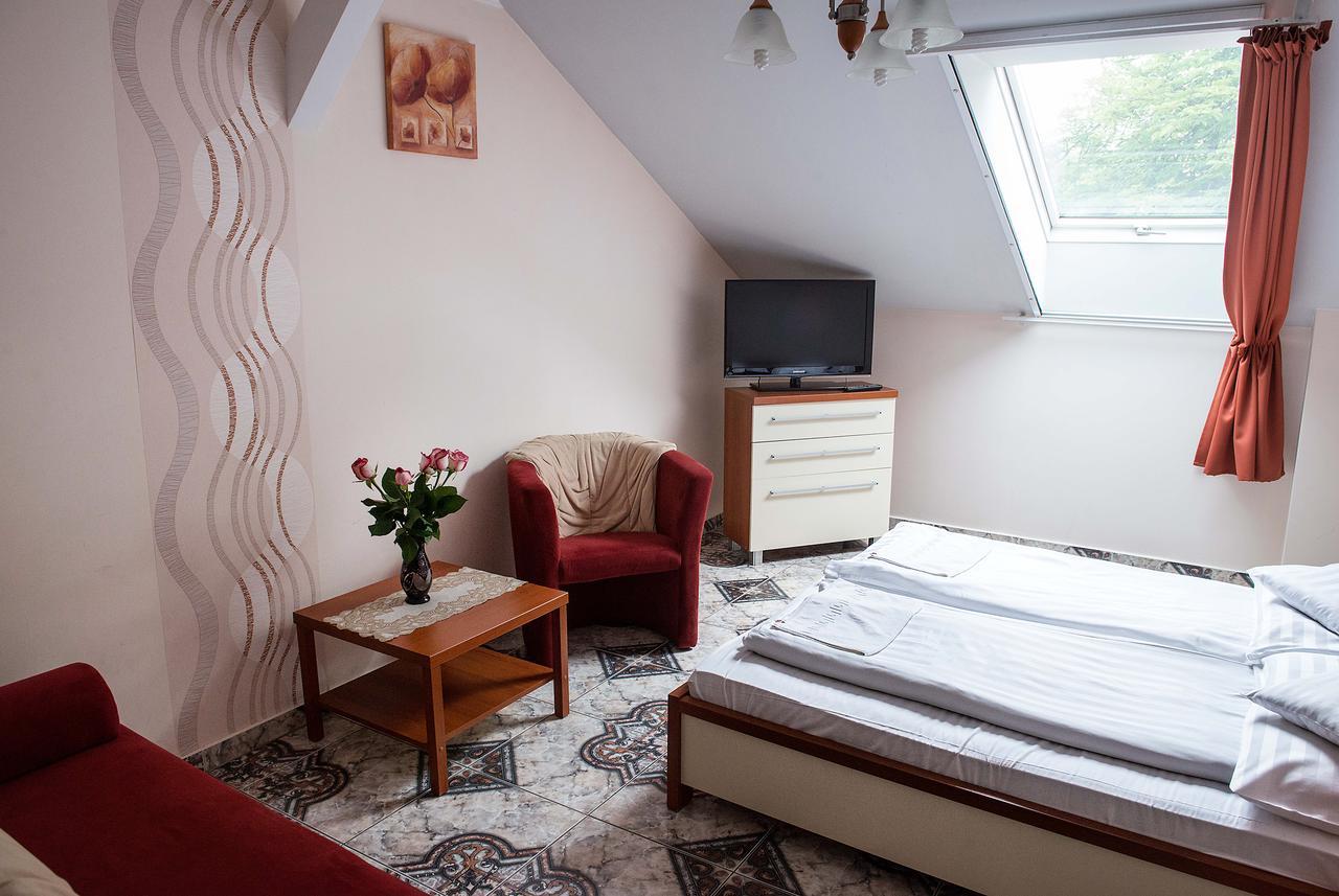 Bl Luxus Apartman Szegedin Exterior foto