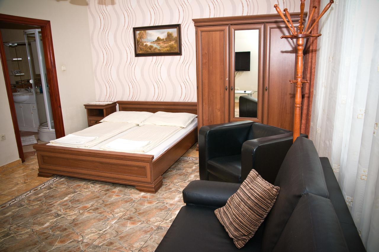 Bl Luxus Apartman Szegedin Exterior foto